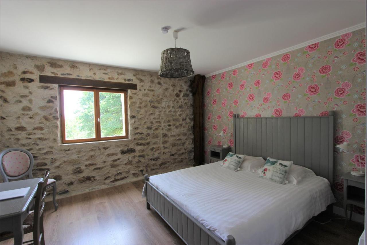 Combrailleurs Bed & Breakfast Espinasse Exterior foto