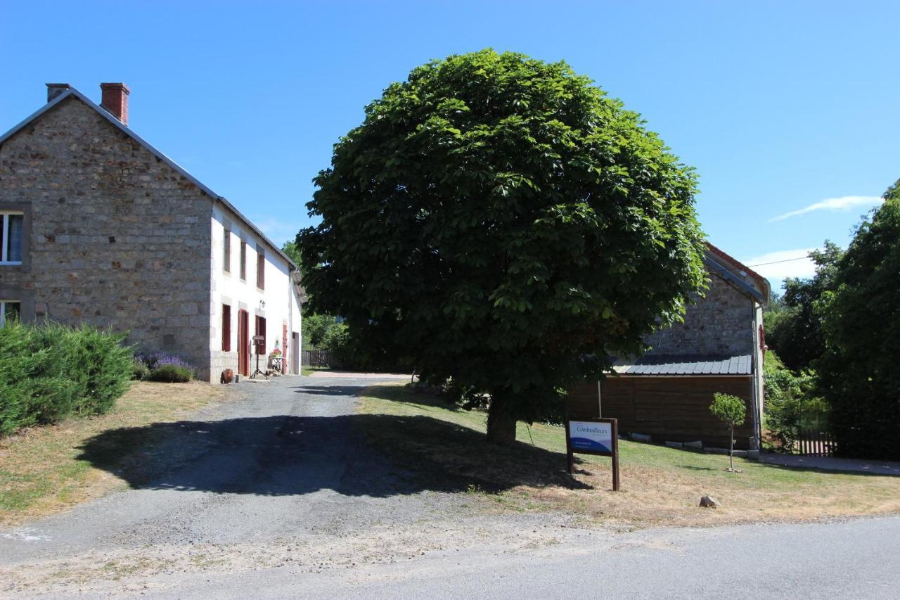 Combrailleurs Bed & Breakfast Espinasse Exterior foto